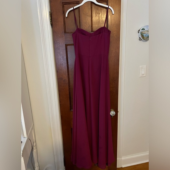 Formal gown - Picture 3 of 13